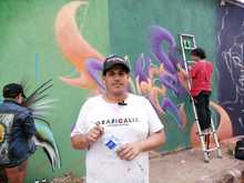 Una esquina gris transformada en vida