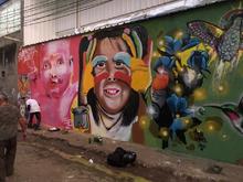 Una esquina gris transformada en vida