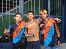 El patinaje urbano, deporte que crece en Cali y une e integra las familias