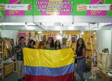 Portadores de Tradici&oacute;n del Petronio exponiendo y comercializando sus productos en Feira Preta, S&atilde;o Paulo.