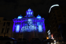 Otra innovaci&oacute;n de este espect&aacute;culo de luces son los mapping que se presentan cada 30 miniutos en la Plaza de Cayzedo.