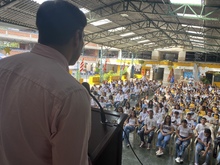 Estudiantes de La Presentaci&oacute;n recibieron reconocimiento simb&oacute;lico como gestores de paz