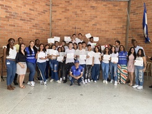 Estudiantes de La Presentaci&oacute;n recibieron reconocimiento simb&oacute;lico como gestores de paz