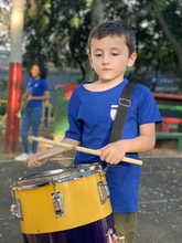 Banda m&uacute;sico marcial del Barrio Berl&iacute;n recibe sus insumos musicales