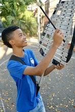 Banda m&uacute;sico marcial del Barrio Berl&iacute;n recibe sus insumos musicales