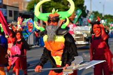 Francia M&aacute;rquez no se perdi&oacute; el desfile del Cali Viejo