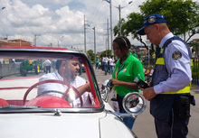 &lsquo;Feria Rural y Comunera&rsquo; sigue recorriendo los barrios de Cali con artistas locales y gastronom&iacute;a t&iacute;pica