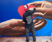 Manos colmadas de amor llenaron de color las paredes del Geri&aacute;trico San Miguel