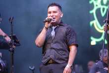 &ldquo;Pa&rsquo; gozar hasta ma&ntilde;ana&rdquo;: cale&ntilde;os clamaron esta frase en el cierre de la Gran Verbena del Oriente