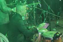 &ldquo;Pa&rsquo; gozar hasta ma&ntilde;ana&rdquo;: cale&ntilde;os clamaron esta frase en el cierre de la Gran Verbena del Oriente