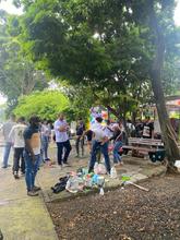 Los ambientes saludables y productivos de la Comuna 6 son apoyados por Cali Incluyente.