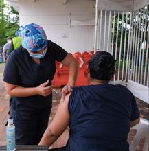 El covid-19 contin&uacute;a siendo un desaf&iacute;o para la salud p&uacute;blica: &iexcl;vac&uacute;nate!