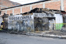 Reacci&oacute;n inmediata de autoridades locales ante incendio en barrio San Nicol&aacute;s