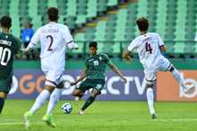 Familias acompa&ntilde;an a sus talentos del f&uacute;tbol en el Suramericano Sub 20