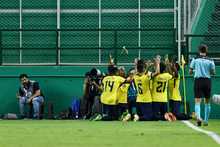 Familias acompa&ntilde;an a sus talentos del f&uacute;tbol en el Suramericano Sub 20