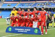 Argentina venci&oacute; a Per&uacute; y mantiene su ilusi&oacute;n en el Suramericano Sub 20 