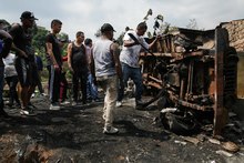 Alcaldía de Cali entregó ayudas humanitarias a familias afectadas por incendio en Los Chorros