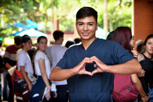 J&oacute;venes de Todas y Todos a Estudiar inician nuevo semestre en universidades certificadas en alta calidad