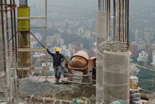 Tramo 5 de Cristo Rey ya cuenta con el 100% de los muros de contenci&oacute;n