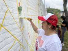 Con un mural, la comunidad del barrio La Independencia rinde homenaje a la naturaleza