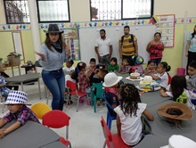 &ldquo;Tenemos un primer d&iacute;a que es como una primera cita de amor&rdquo;: Claudia Bernal, profesora de preescolar