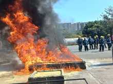 Bomberos por un D&iacute;a: periodistas vistieron trajes de los &ldquo;h&eacute;roes sin capa&rdquo;