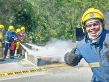 Bomberos por un D&iacute;a: periodistas vistieron trajes de los &ldquo;h&eacute;roes sin capa&rdquo;