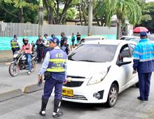 M&aacute;s de mil comparendos por invasi&oacute;n a carriles exclusivos, durante primeros dos meses de 2023