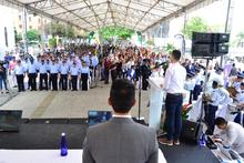 En Cali los agentes de tr&aacute;nsito cumplen 50 a&ntilde;os cuidando lo m&aacute;s preciado, la vida