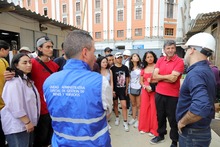 Futuros arquitectos de Manizales visitaron obra del edificio Coltabaco