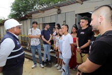 Futuros arquitectos de Manizales visitaron obra del edificio Coltabaco