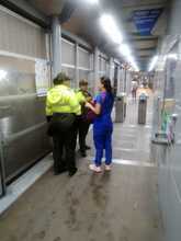 Para evitar que el delito viaje, Polic&iacute;a madrug&oacute; a subirse al MIO 