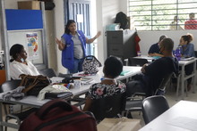 Del and&eacute;n a la U