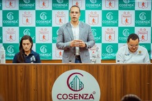 Cosenza emul&oacute; iniciativa de la Alcald&iacute;a de Cali y confirm&oacute; patrocinio al Am&eacute;rica de Cali Femenino