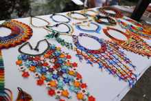 D&iacute;a del artesano: Una celebraci&oacute;n llena de talento y tradiciones ancestrales