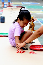 Ni&ntilde;as y ni&ntilde;os con discapacidades y otras condiciones m&eacute;dicas reciben acompa&ntilde;amiento en las UTS