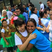 Ni&ntilde;os con S&iacute;ndrome de Down contagiaron su amor a los cale&ntilde;os  