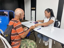 Mayores de 90 a&ntilde;os pueden recibir el pago de subsidios en la comodidad de sus hogares