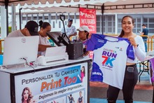 Entrega de kits le puso movimiento al pre&aacute;mbulo de la Carrera de la Mujer 7K Ciclovida