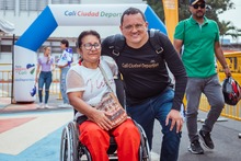 Entrega de kits le puso movimiento al pre&aacute;mbulo de la Carrera de la Mujer 7K Ciclovida