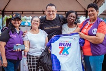 Entrega de kits le puso movimiento al pre&aacute;mbulo de la Carrera de la Mujer 7K Ciclovida