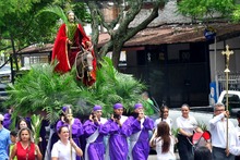 Inici&oacute; Semana Santa en la &lsquo;sucursal del cielo&rsquo;