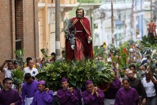 Inici&oacute; Semana Santa en la &lsquo;sucursal del cielo&rsquo;