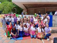 Los juegos tradicionales de Cali se tomaron la Plazoleta del Centro Administrativo Municipal - CAM