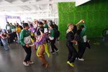 Delegaci&oacute;n de M&eacute;xico fue recibida en Cali con dulces t&iacute;picos y show de salsa Pioneros del Ritmo.