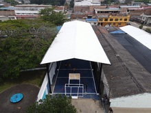 Espacio techado para la recreaci&oacute;n, el aprendizaje y la cutlura se estren&oacute; en San Juan Bautista de la Salle