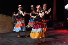 Una noche de folclor internacional en La Tertulia