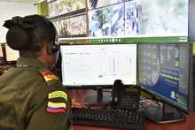Conozca c&oacute;mo funciona la l&iacute;nea de atenci&oacute;n 123 y el monitoreo de seguridad permanente en Cali
