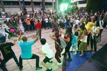 Un Hakuna Matata prendi&oacute; la rumba en la universidad Santiago de Cali 