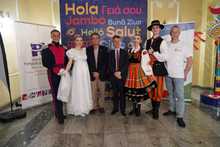 Cale&ntilde;os encantados con danzas de Polonia